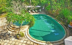 Anini Raka Resort&Spa